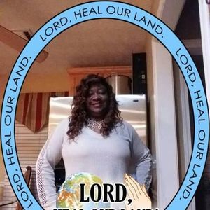 Meet your Posher, Shirlene